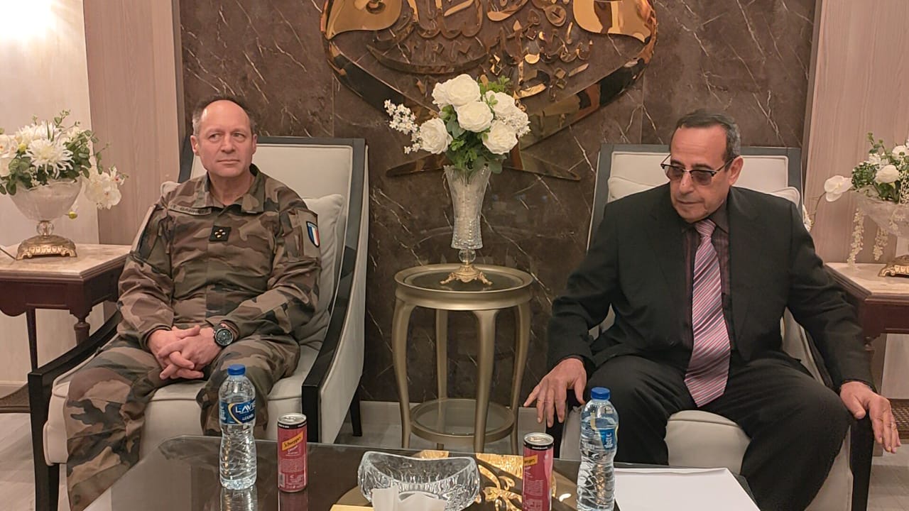 محافظ شمال سيناء يستقبل وفد فرنسي