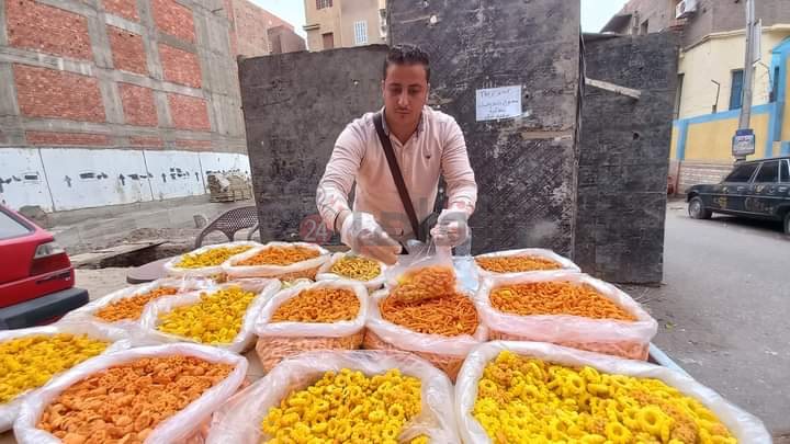 أحمد أيمن مرسي بائع مقرمشات بأسيوط