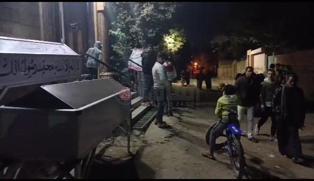 أهالي مشتول السوق يستعدون لتشييع جنازة الضحايا 02