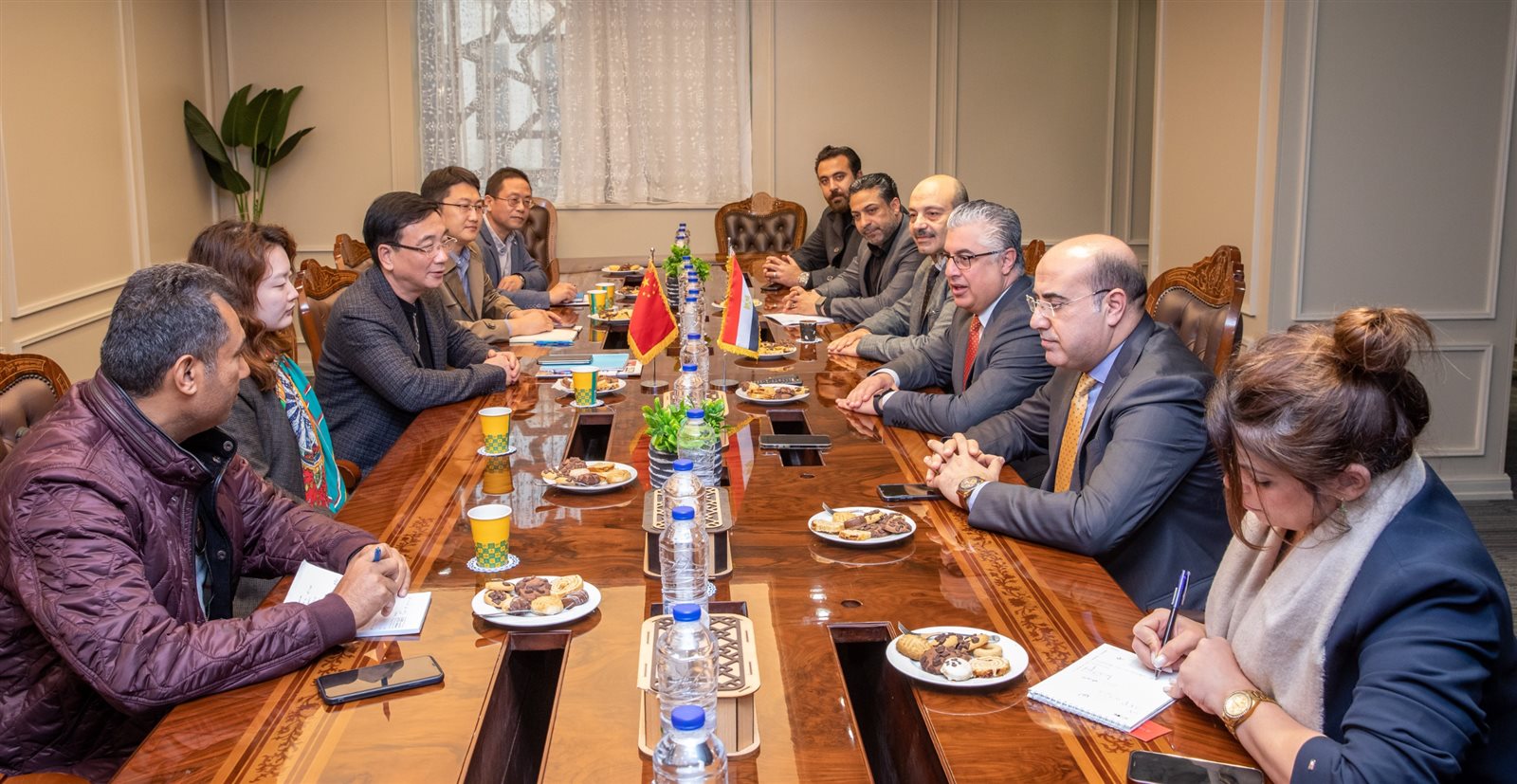 توقع عقد مشروع شركة هينيواى الصينية في منطقة القنطرة غرب الصناعية