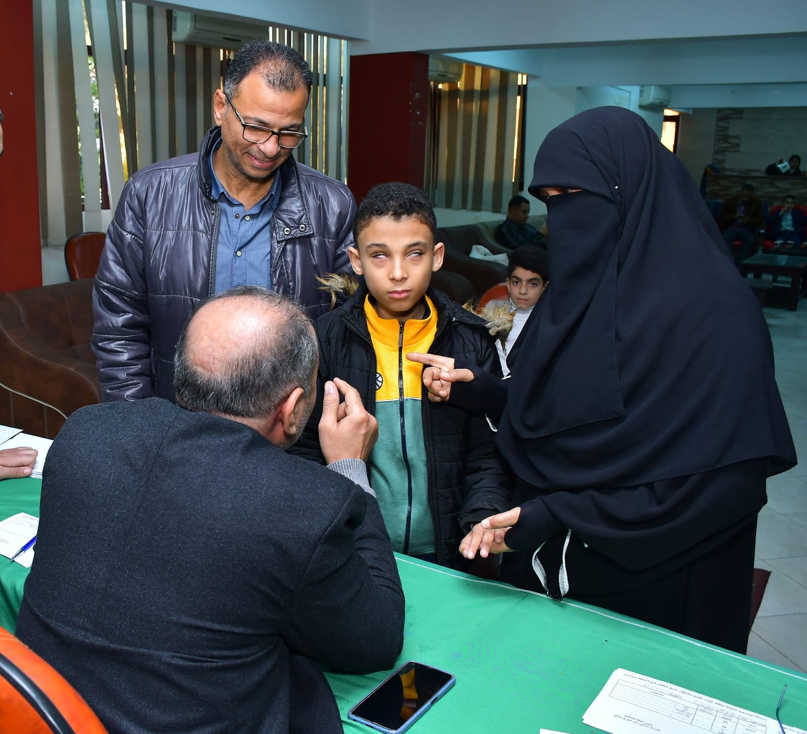 مشاهد مؤثرة في مسابقة بورسعيد الدولية لحفظ القرآن الكريم والإبتهال الديني