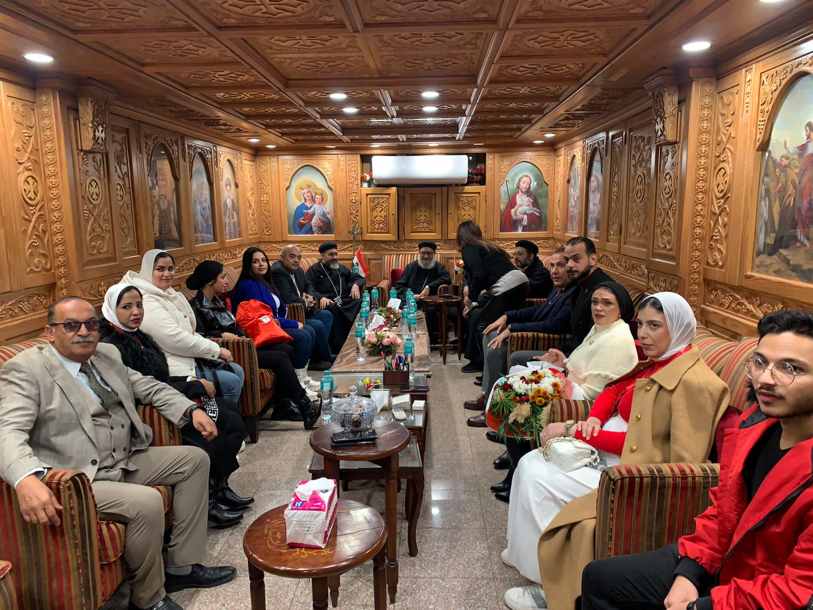 التحالف الوطني يوزع هدايا لاسعاد الصغار في عيد الميلاد ببورسعيد