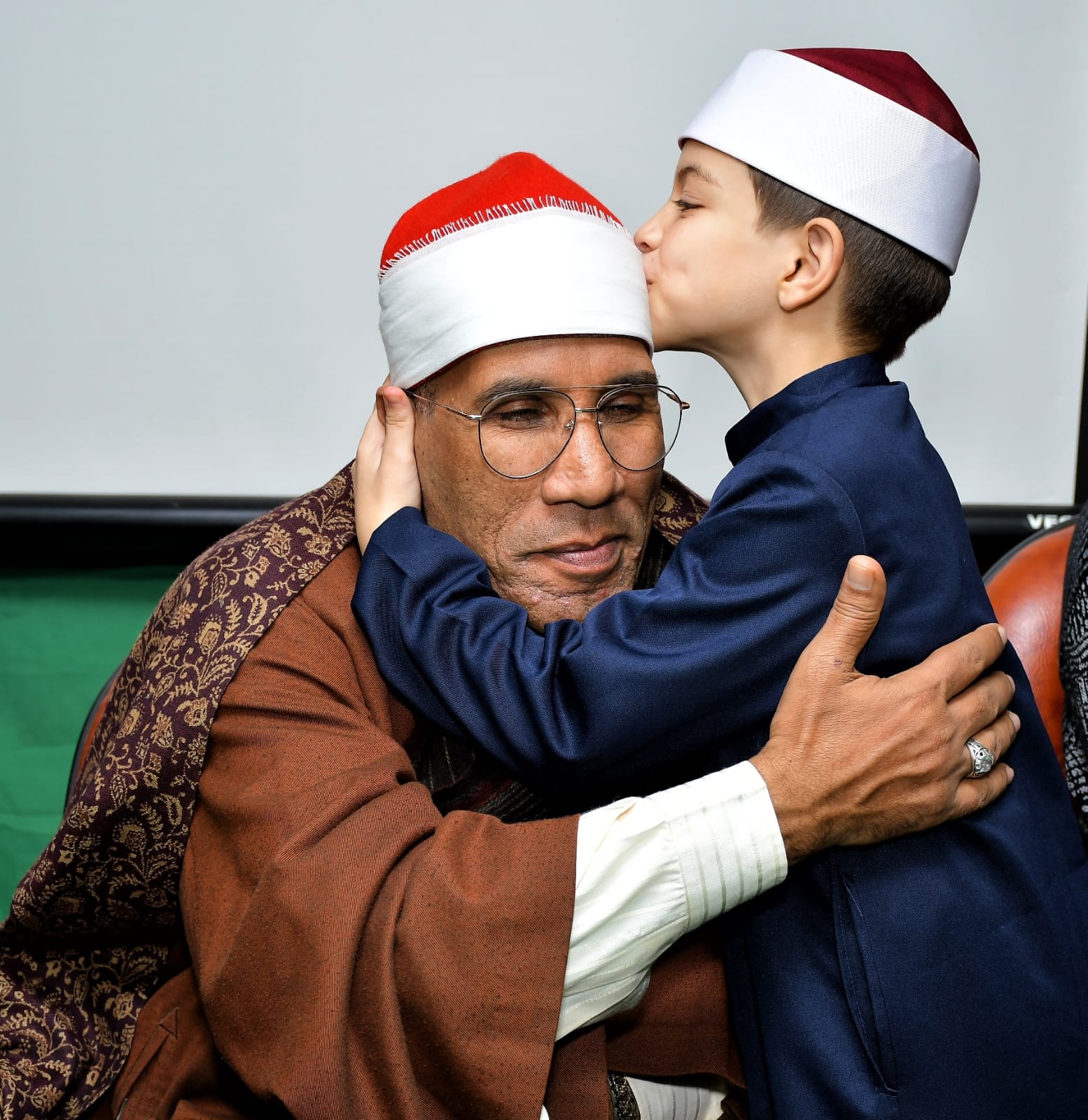 المسابقة الدولية لحفظ القرآن الكريم والإبتهال الديني