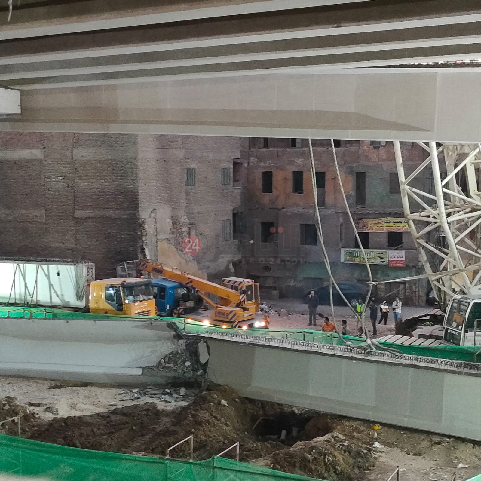 محور الفريق كمال عامر المنهار