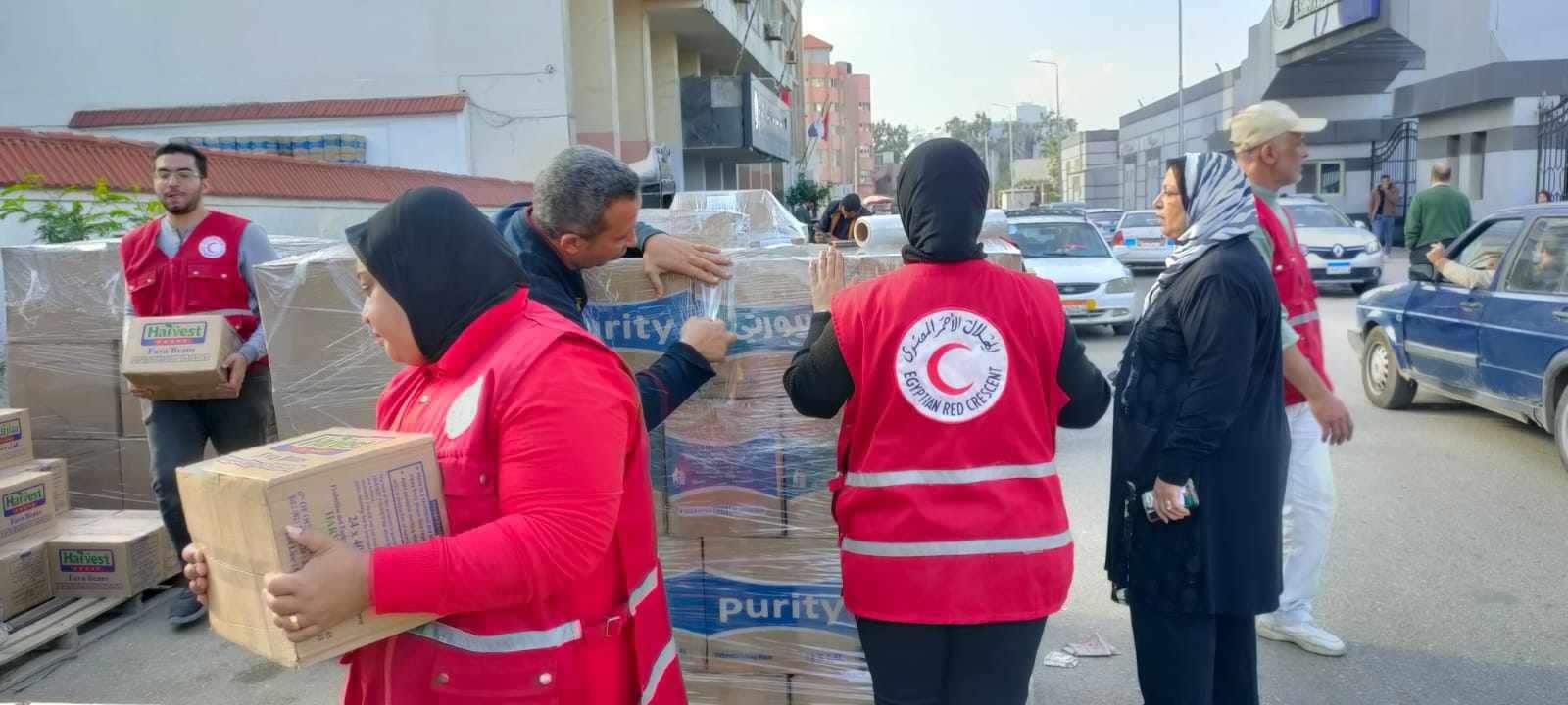 قافلة المصري تتحرك لمساعدة أهالي غزة