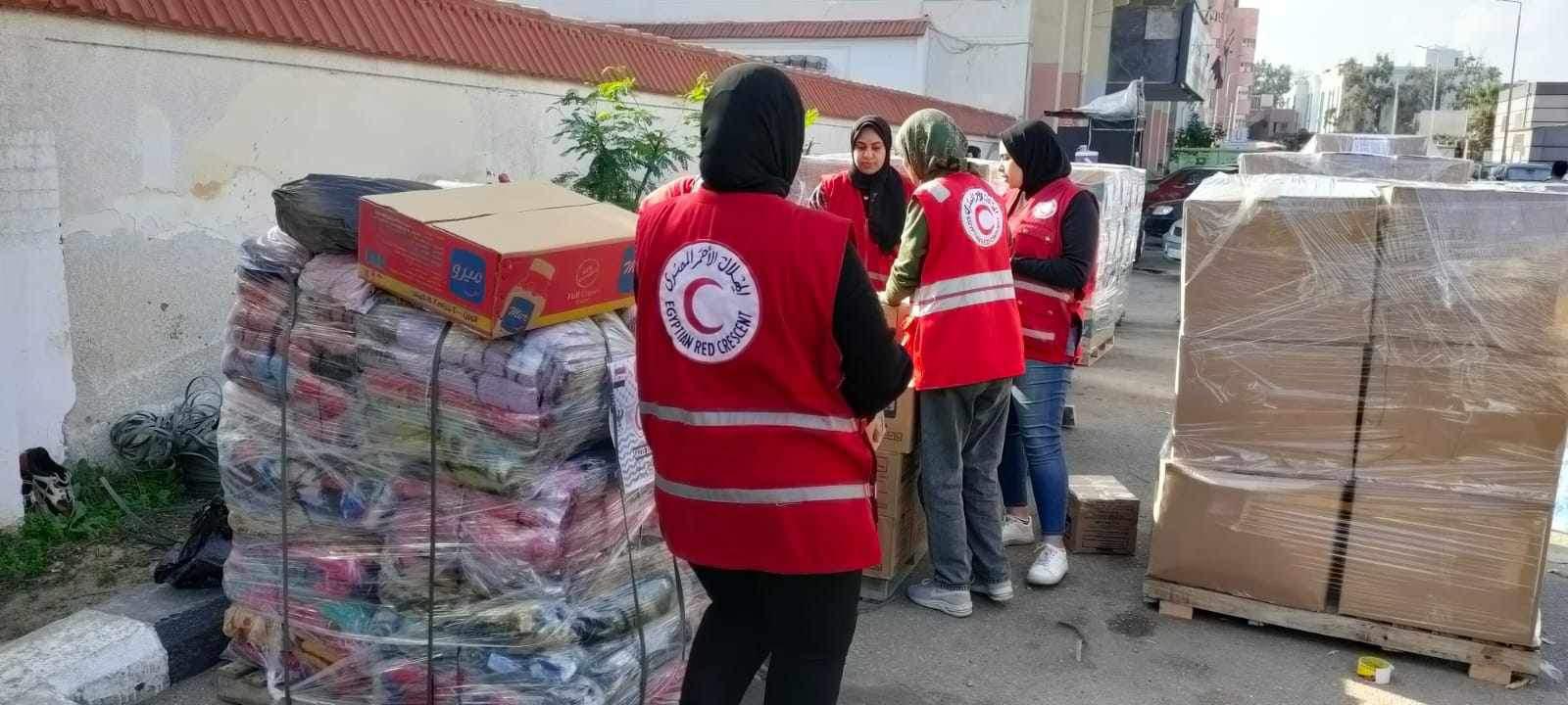 قافلة المصري تتحرك لمساعدة أهالي غزة