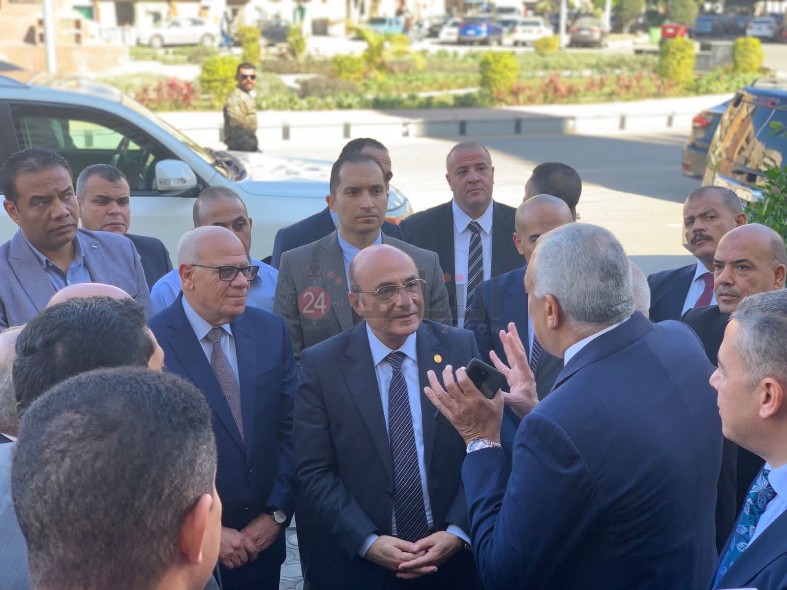 وزير العدل يتفقد أعمال إنشاء محكمة مميكنة ومتطورة ببورفؤاد