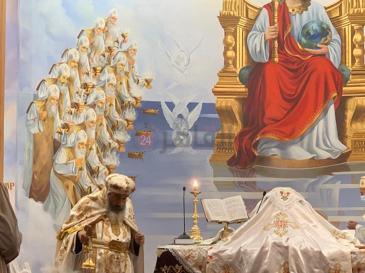 مطران بورسعيد يترأس قداس عيد الميلاد المجيد بـ مارمرقص