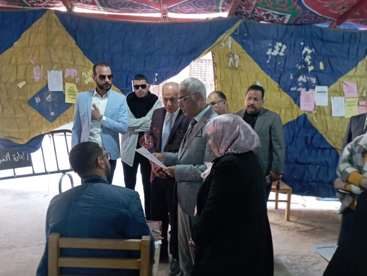 رئيس جامعة بورسعيد يتفقد أعمال الامتحانات