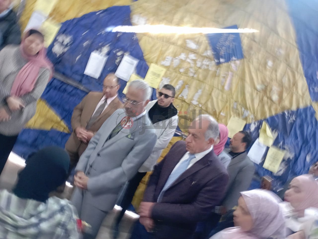 رئيس جامعة بورسعيد يتفقد أعمال الامتحانات