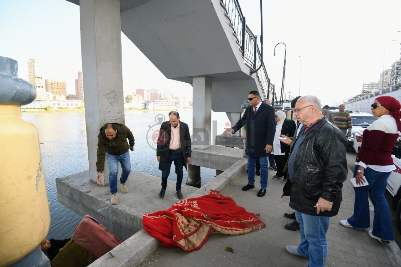 بدء أعمال تطوير كورنيش النيل بمدينة المنصورة (3)