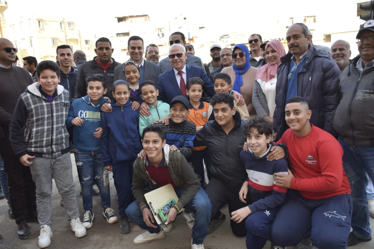 محافظ بورسعيد يجري جولة موسعة 