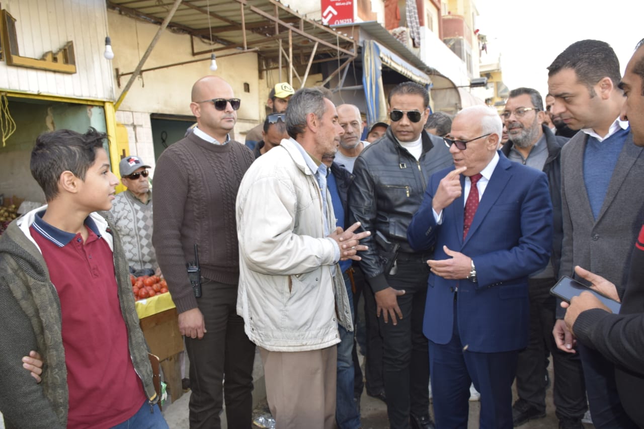 محافظ بورسعيد يجري جولة موسعة 
