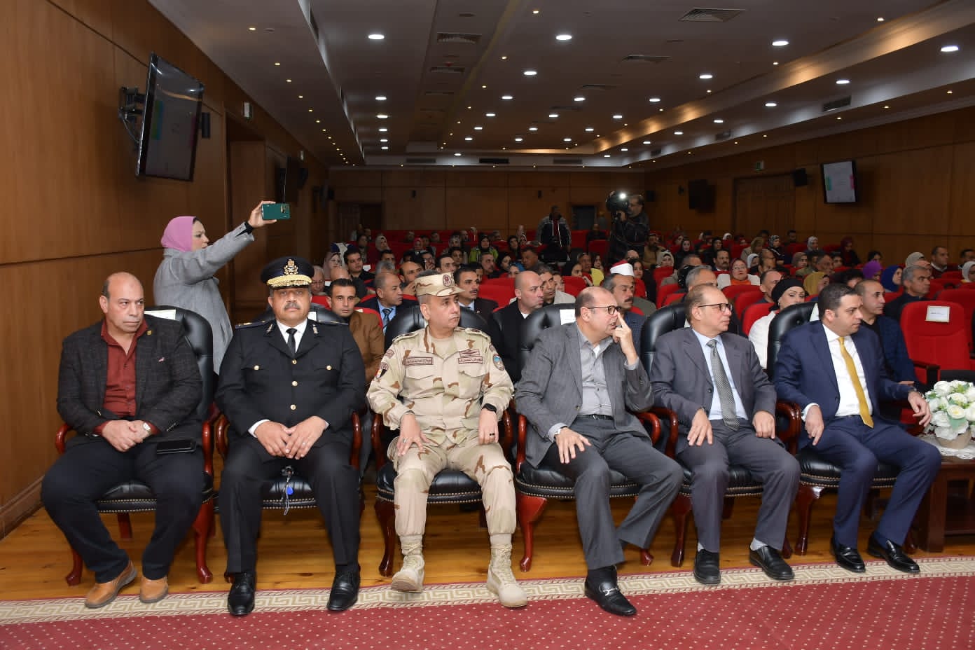 اجتماع المجلس التنفيذي ببورسعيد 