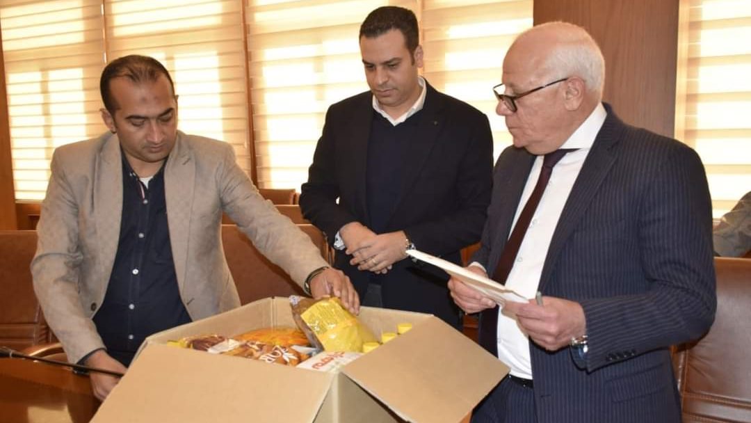 سلع غذائية للأسر الأولى بالرعاية ومحدودي الدخل والموظفين ببورسعيد - قص