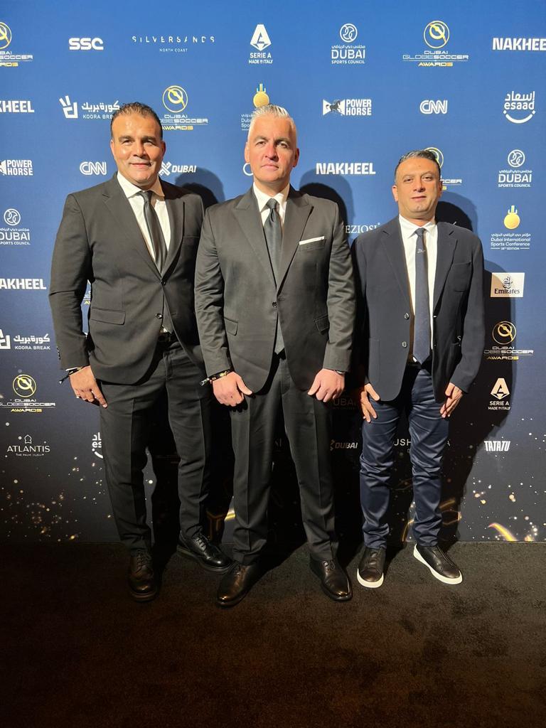 زد يفوز بجائزة جلوب سوكر (2)