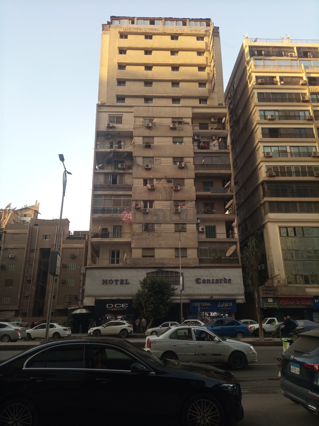 اندلاع حريق أعلى فندق شهيرة بالدقي 4