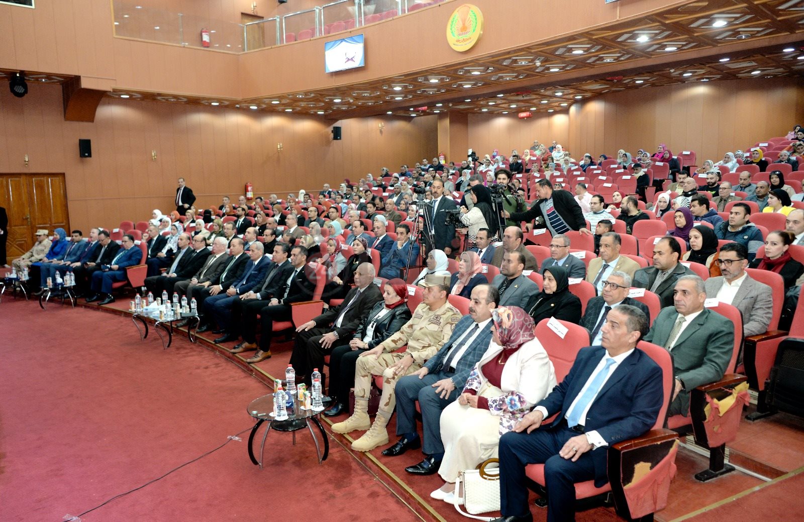 احتفالية جامعة المنصورة لتكريم الفائزين بجائزة التميز 2023 (23)