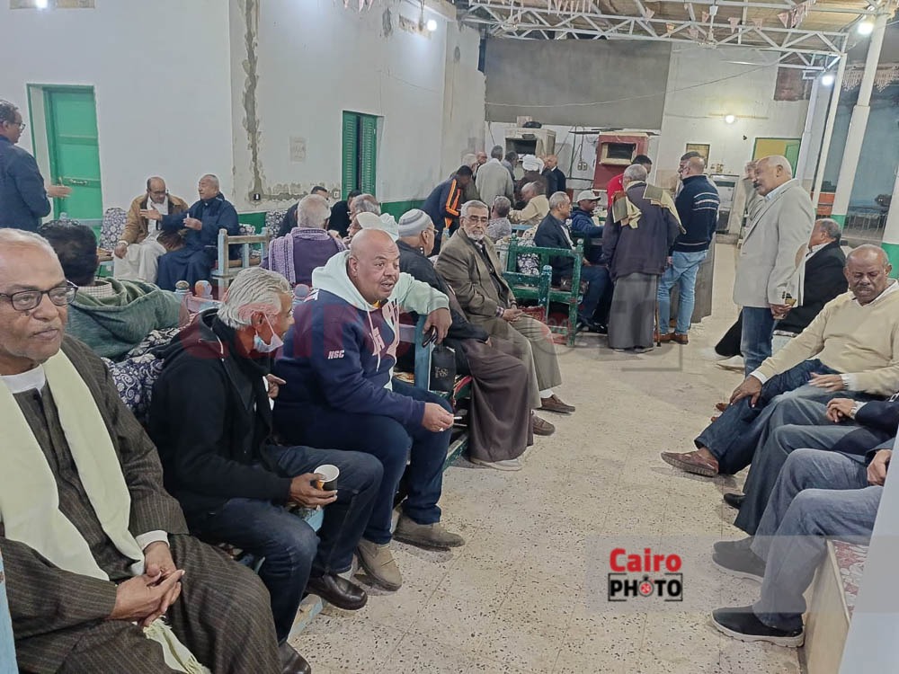 عزاء شقيقة محمد منير 7