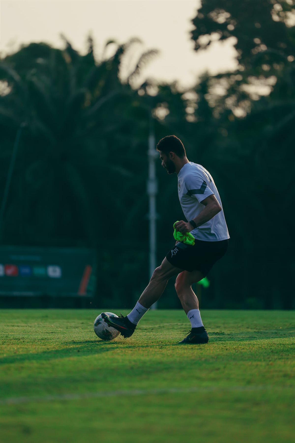 مران منتخب مصر 94 (10)