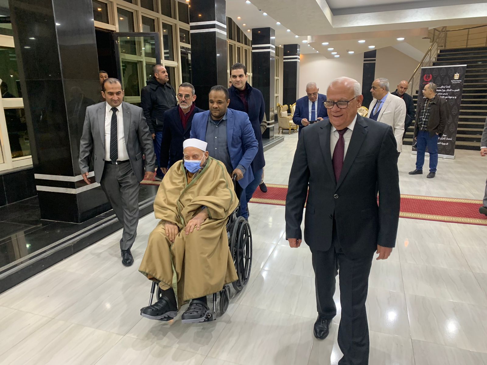 محافظ بورسعيد ووزير الأوقاف يلتقيان رؤساء مسابقات القرآن ووفود العالم المشاركة بمسابقة بورسعيد الدولية