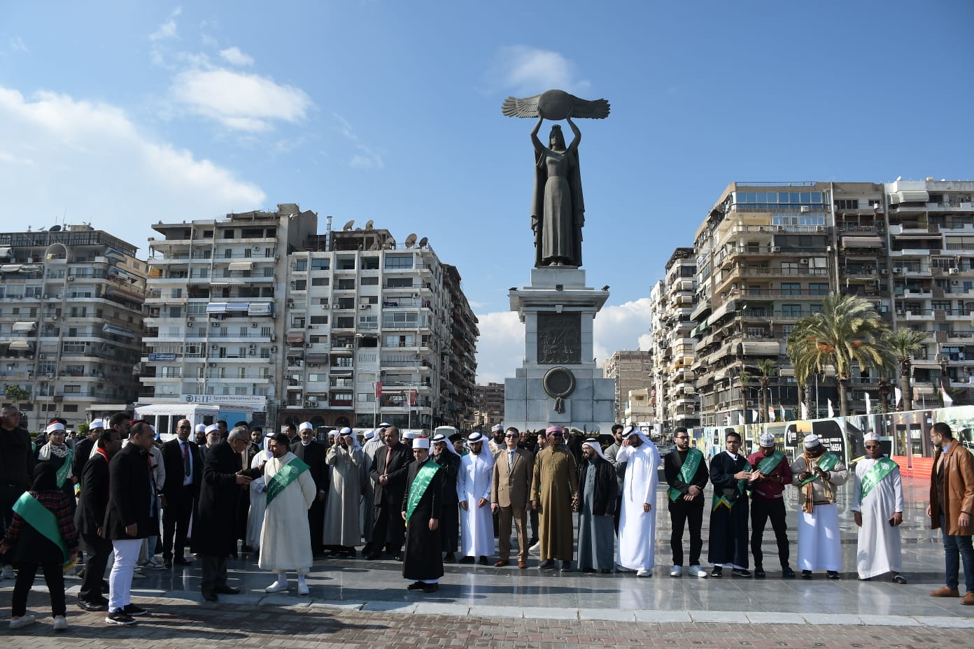 متسابقون من 50 دولة يمدحون النبي وينشدون بأسم مصر في شوارع بورسعيد