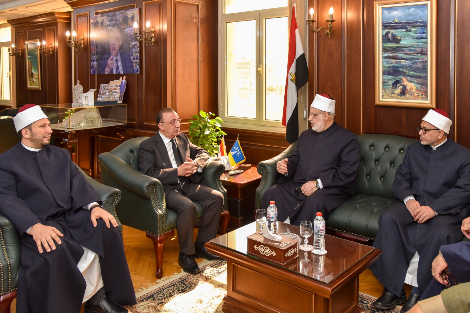 محافظ الإسكندرية يستقبل وفد الأزهر الشريف