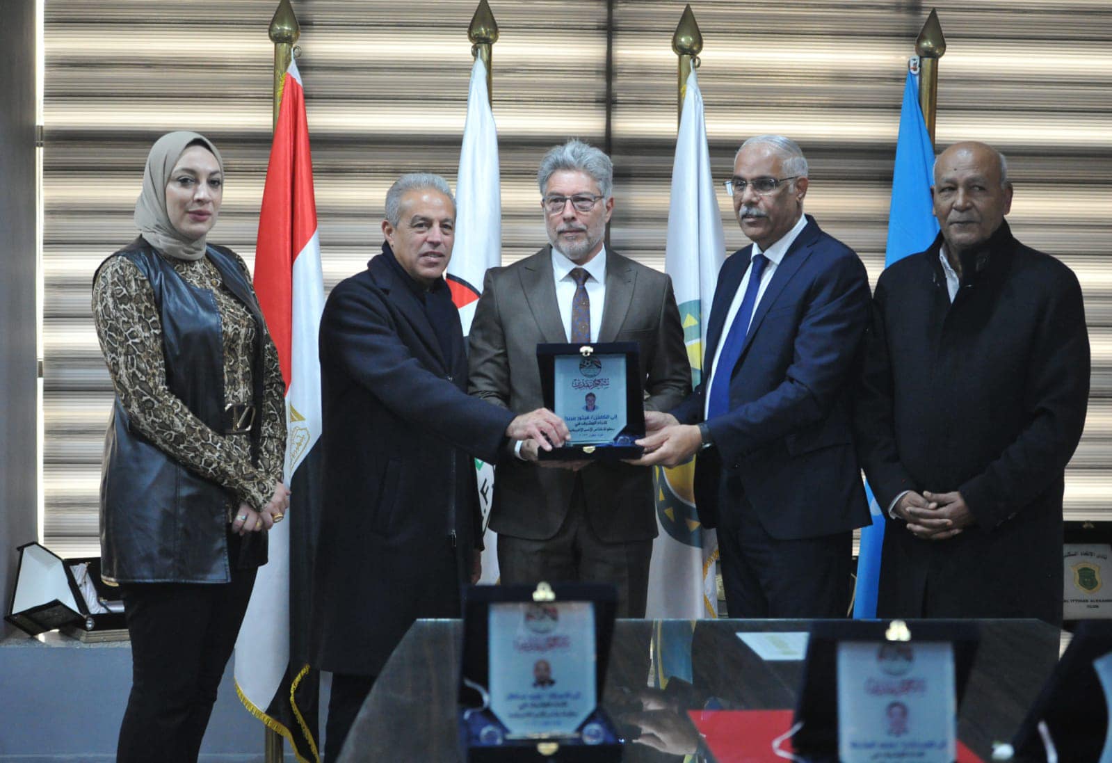 تكريم الحكام المشاركين في أمم إفريقيا (2)