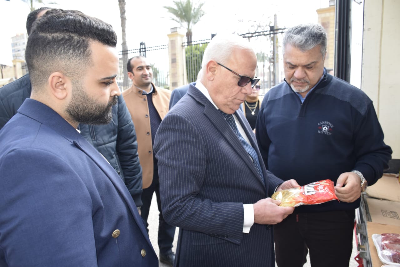 المنافذ المتنقلة لمبادرة اهلا رمضان للسلع الغذائية الأساسية ببورسعيد 