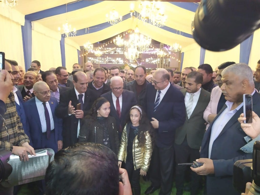 افتتاح معرض 