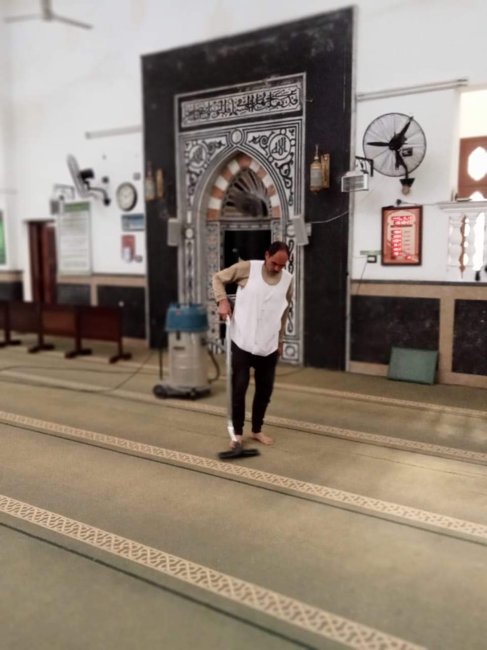 حملة نظافة مكبرة بمساجد بورسعيد استعدادا لشهر رمضان الكريم