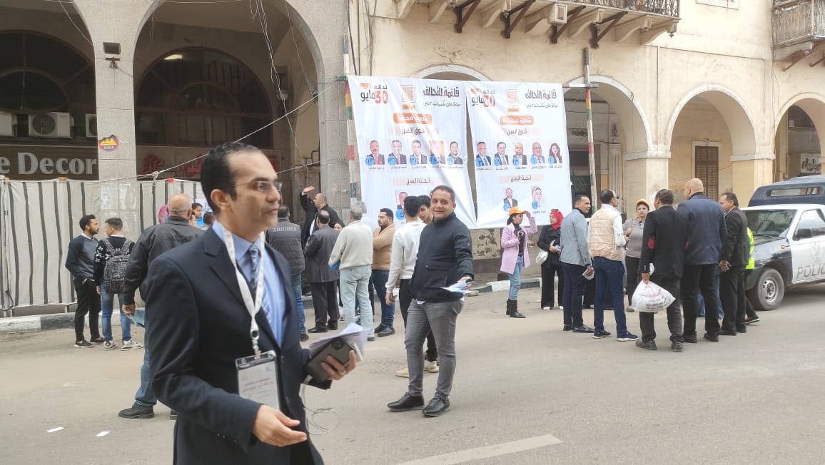 توافد مهندسوا بورسعيد على لجان انتخابات التجديد النصفي