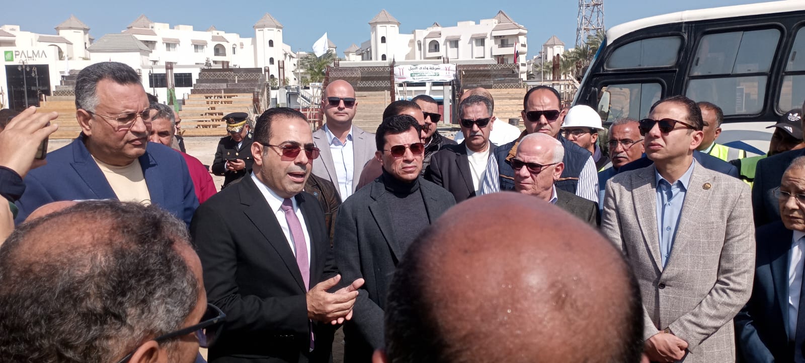 وزير الشباب والرياضة