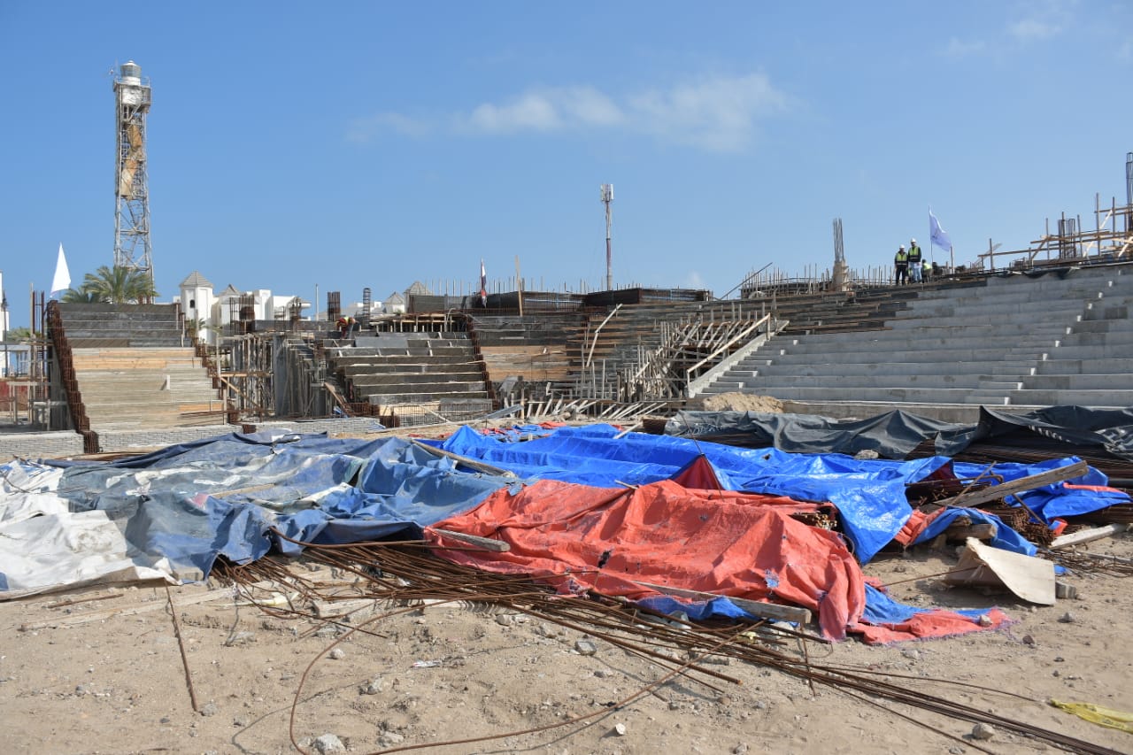 وزير الشباب والرياضة يتفقد سير الأعمال الإنشائية باستاد النادي المصري الجديد