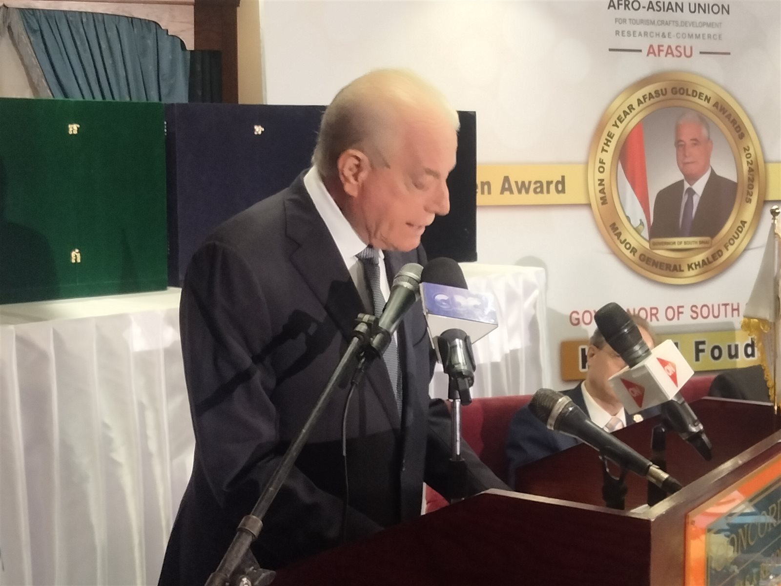 تكريم محافظ جنوب سيناء