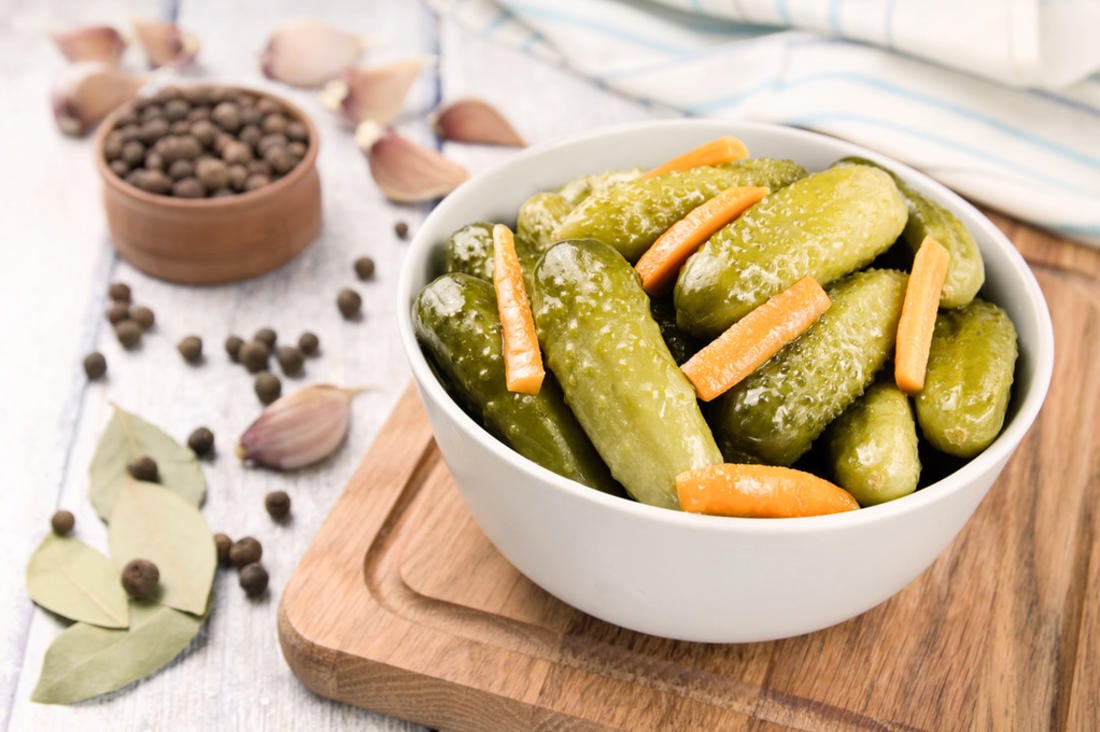 طريقة عمل مخلل الخيار والجزر