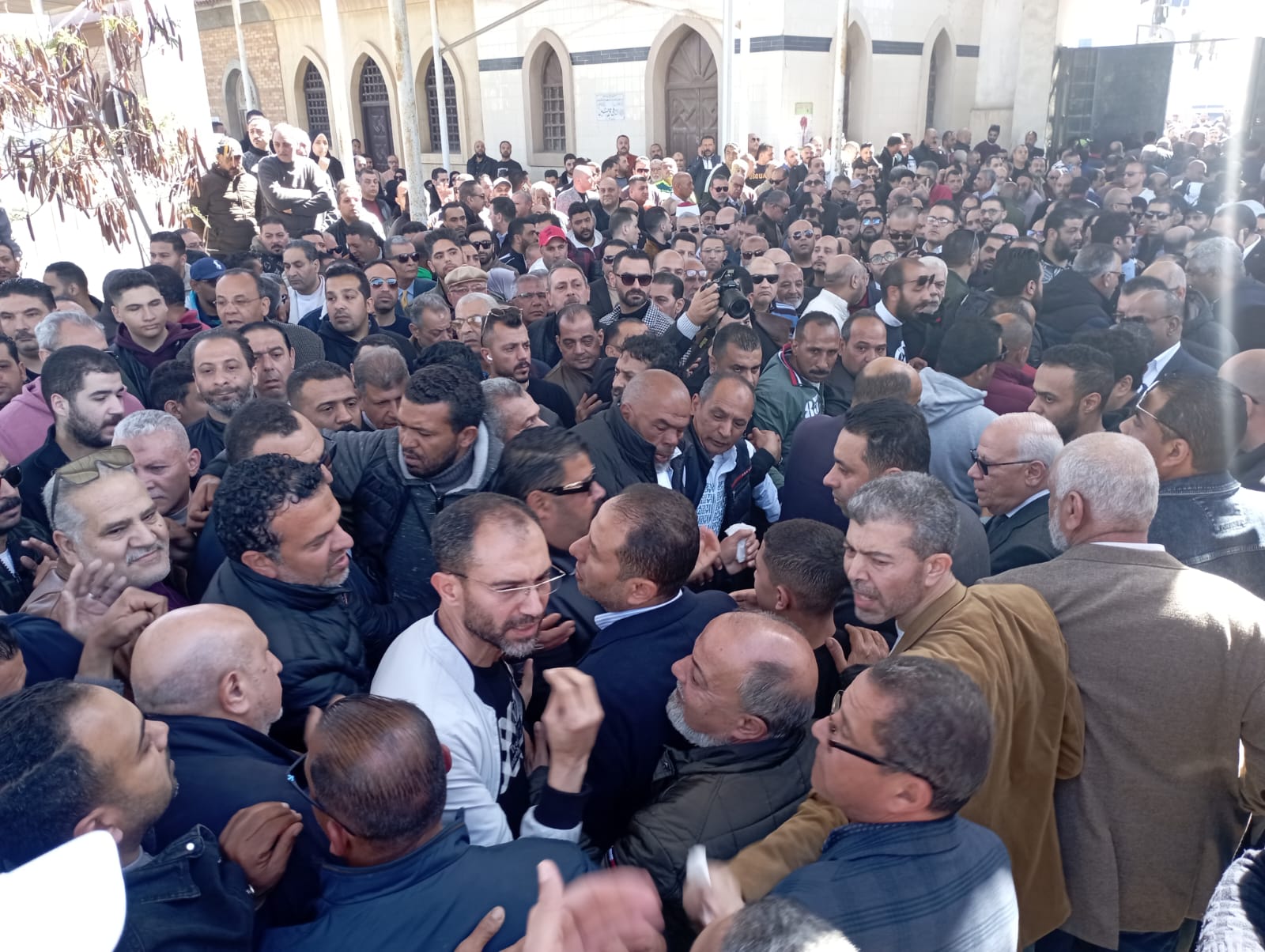 جنازة مهيبة لوالد النائب أحمد فرغلي ببورسعيد