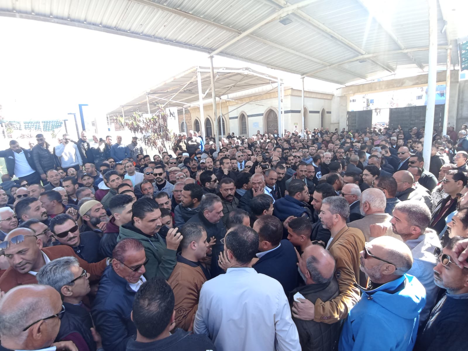 جنازة مهيبة لوالد النائب أحمد فرغلي ببورسعيد