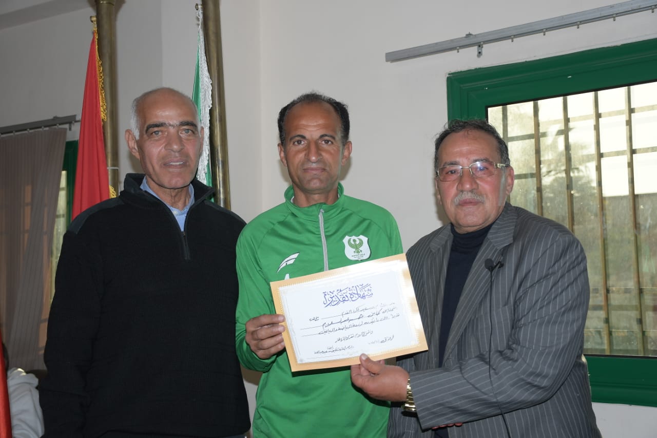 النادي المصري يقيم احتفالية لـ رواد بورسعيد لكرة القدم