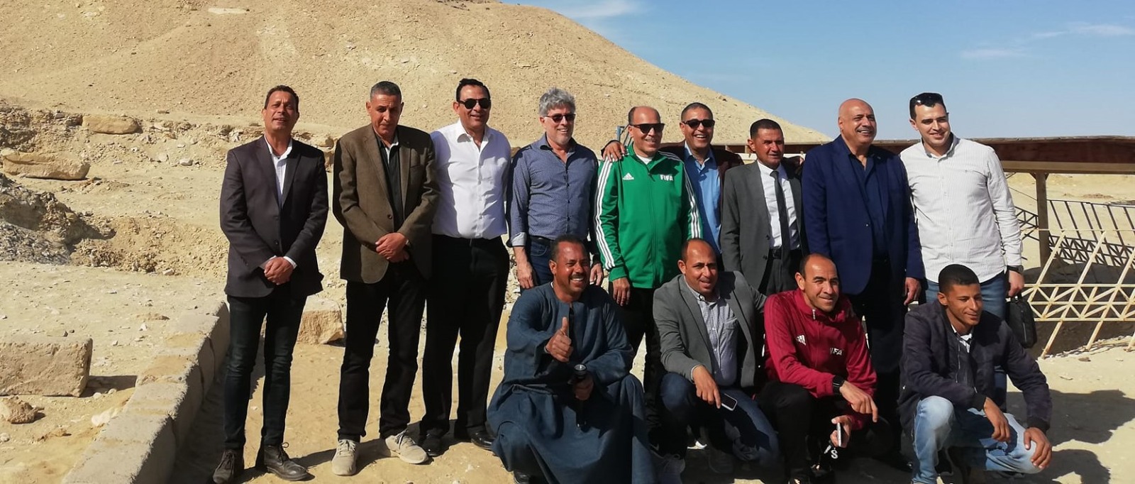 فيتور بيريرا رئيس لجنة الحكام فى زيارة لهرم اللاهون بالفيوم |صور