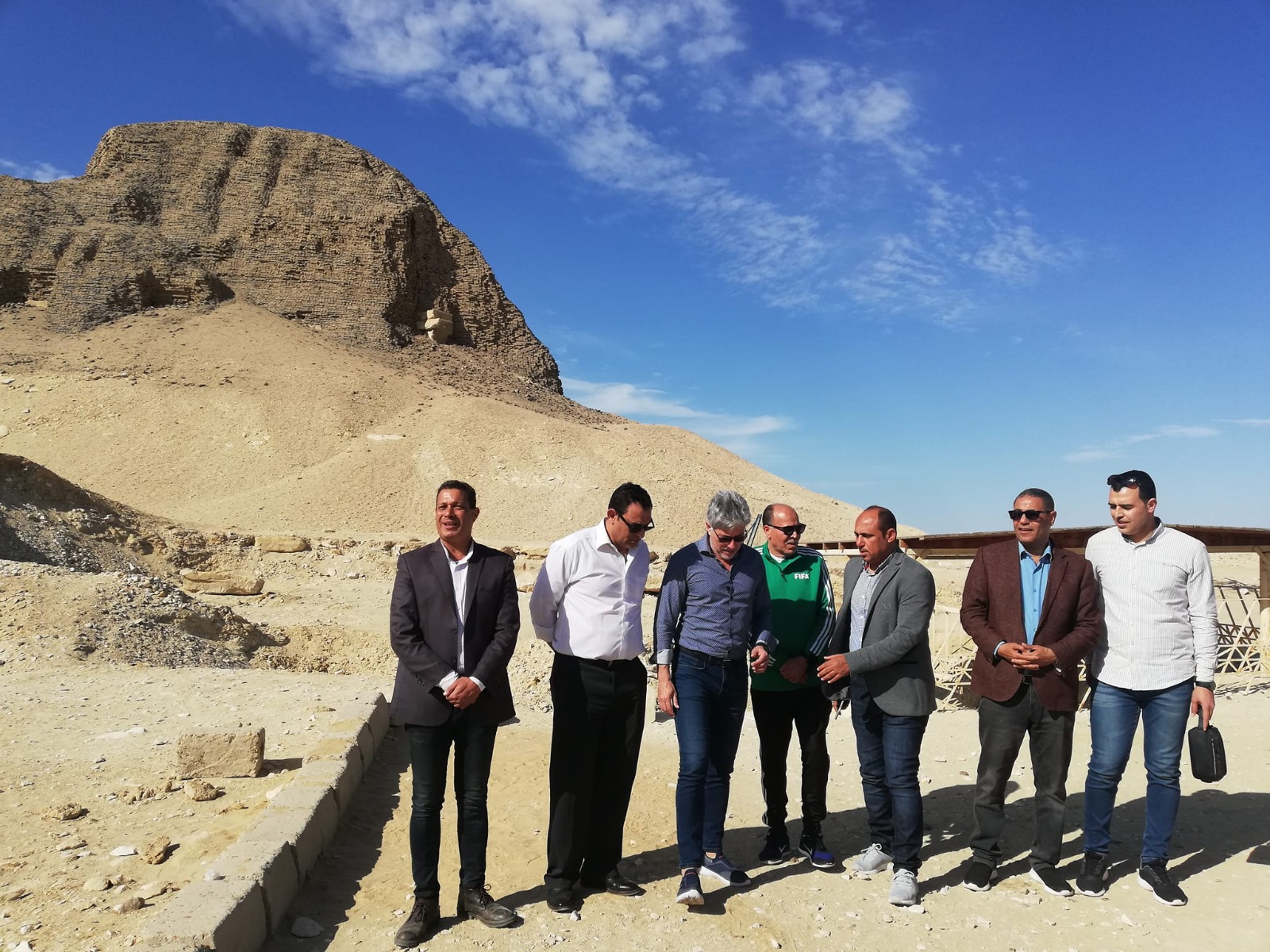 فيتور بيريرا رئيس لجنة الحكام فى زيارة لهرم اللاهون بالفيوم |صور