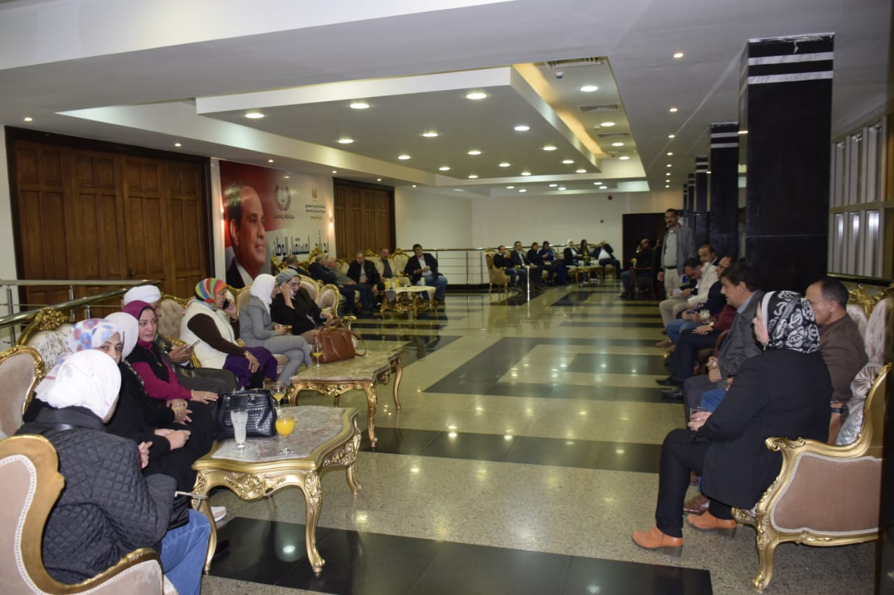 محافظ بورسعيد يستقبل أعضاء لجنة الطاقة والبيئة بمجلس النواب