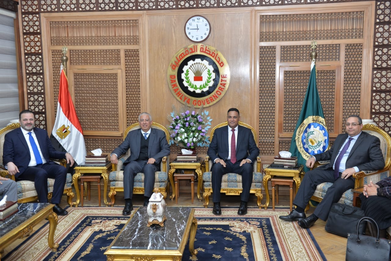 جانب من افتتاح مكتب تصديقات جديد بمدينة المنصورة