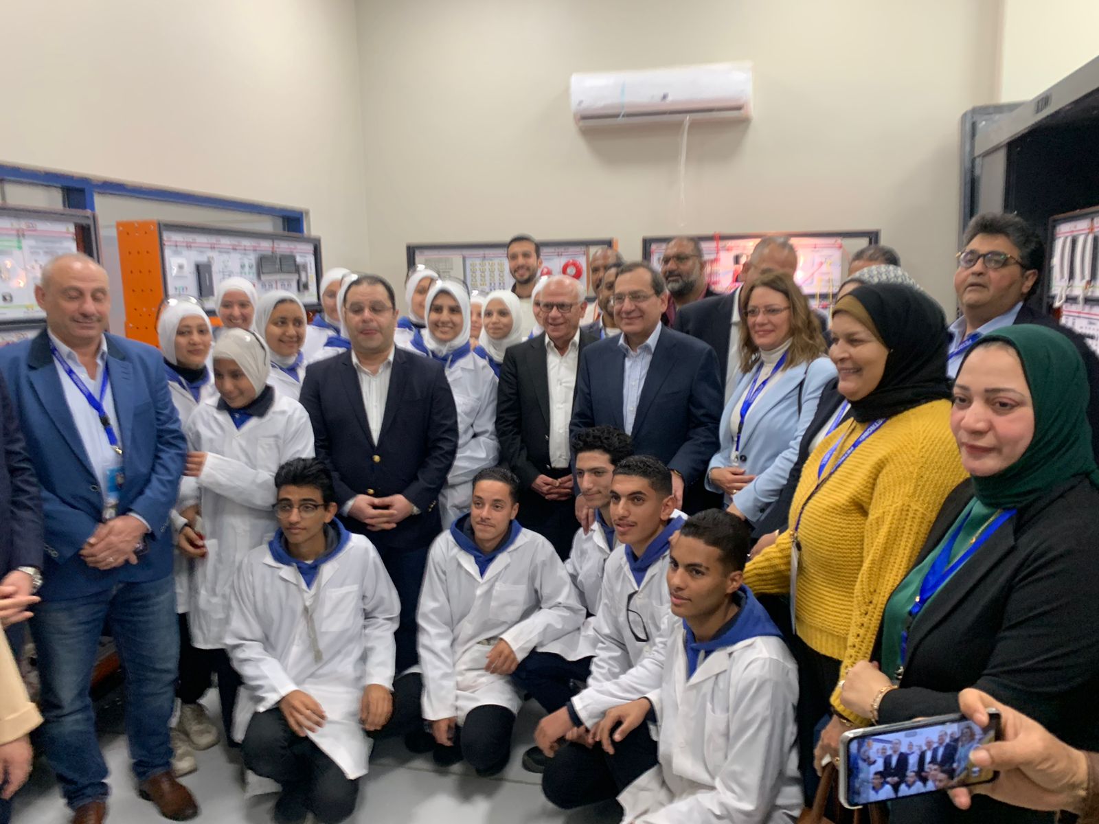 وزير البترول يتفقد أول مدرسة فنية تكنولوجية متقدمة ببورسعيد