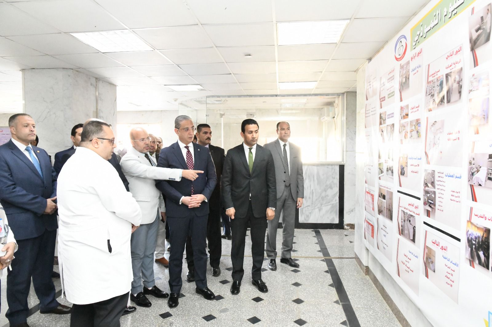 محافظ الفيوم يفتتح عدة أقسام ووحدات بمستشفى التأمين الصحي