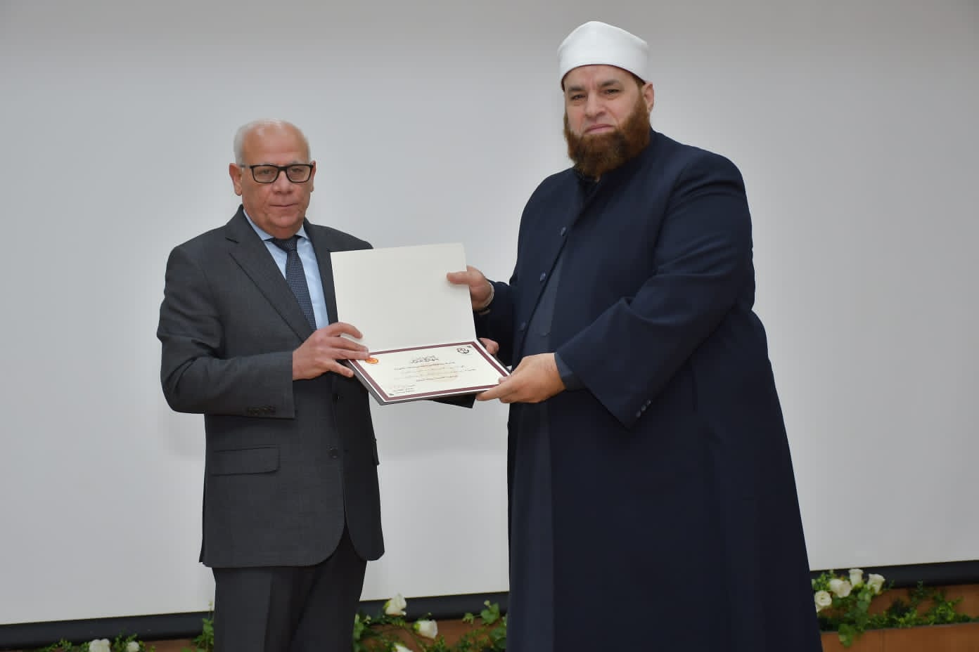 محافظ بورسعيد يلتقي أئمة المساجد