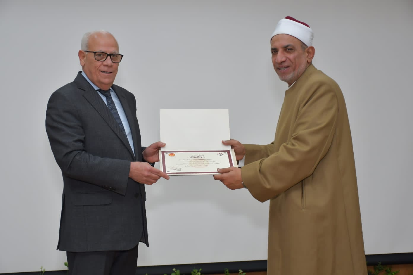 محافظ بورسعيد يلتقي أئمة المساجد