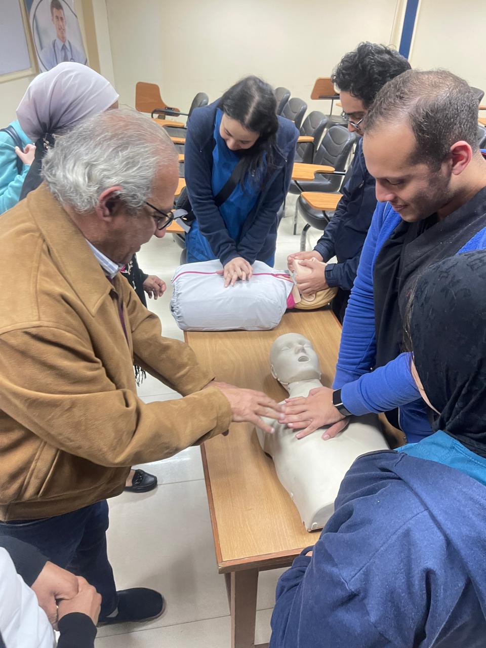 دورة تدريبية عن الإنعاش الرئوي فى الإسكندرية 