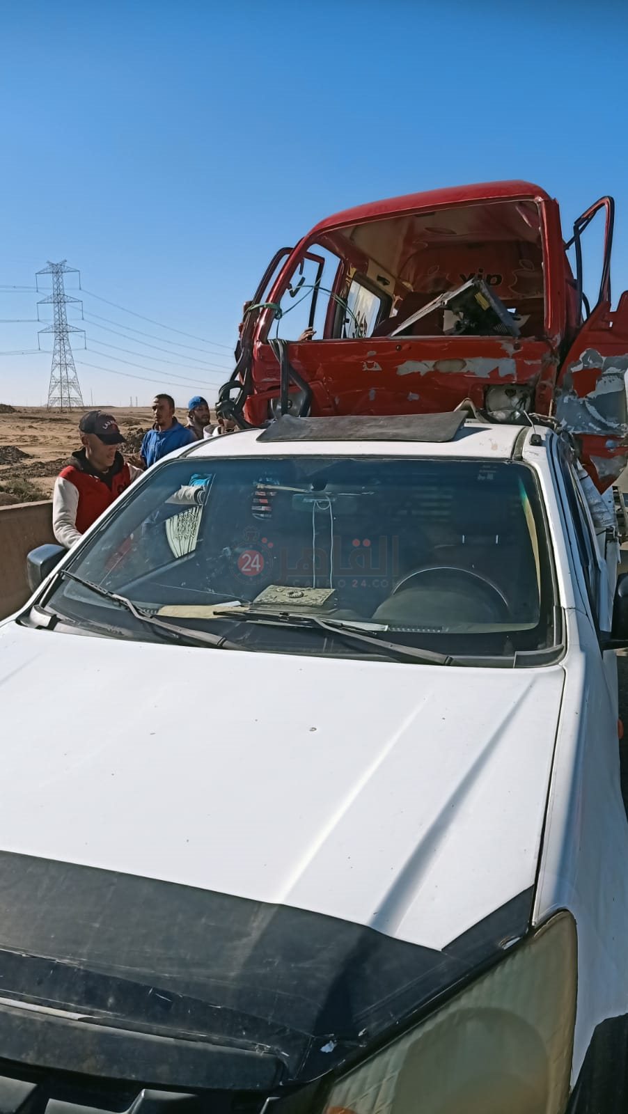 حادث تصادم سيارة نقل بسوزوكي بطريق العاصمة