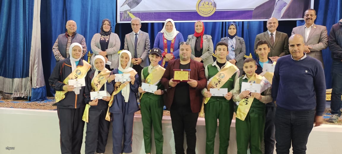 مشاركة 2464 طالب فى مسابقة أوائل الطلبة للمرحلة الإعدادية على مستوى محافظة الفيوم 